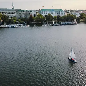5* Otel Atlantic Hamburg, Autograph Collection